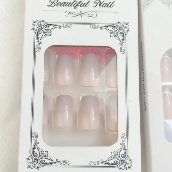 Set of four press on nails NEW - Picture 2 of 5